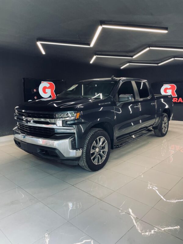 CHEVROLET SILVERADO 2021 - Imagen 4